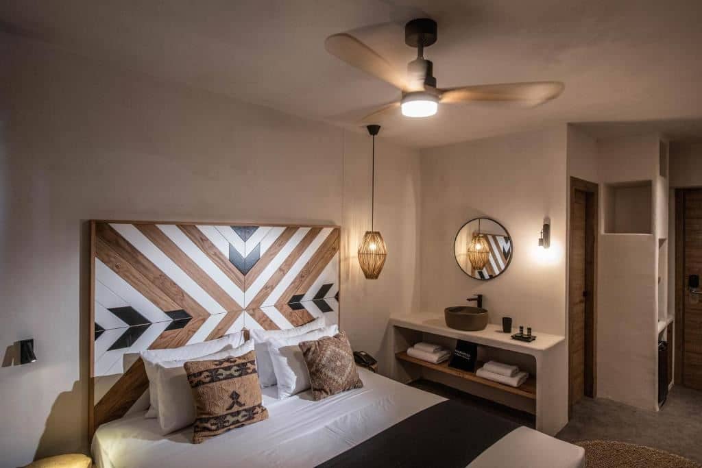 rooms-room-standard-double-balcony-or-terrace