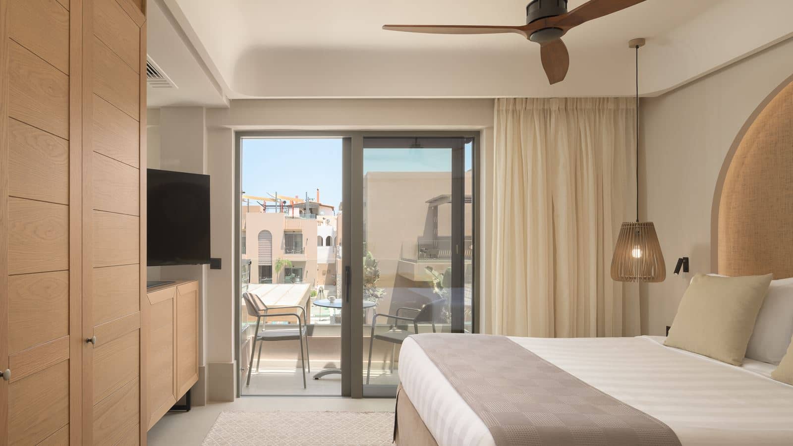 rooms-suite-junior