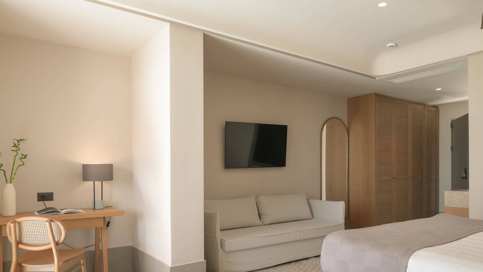 rooms-suite-junior-private-pool-sea-view