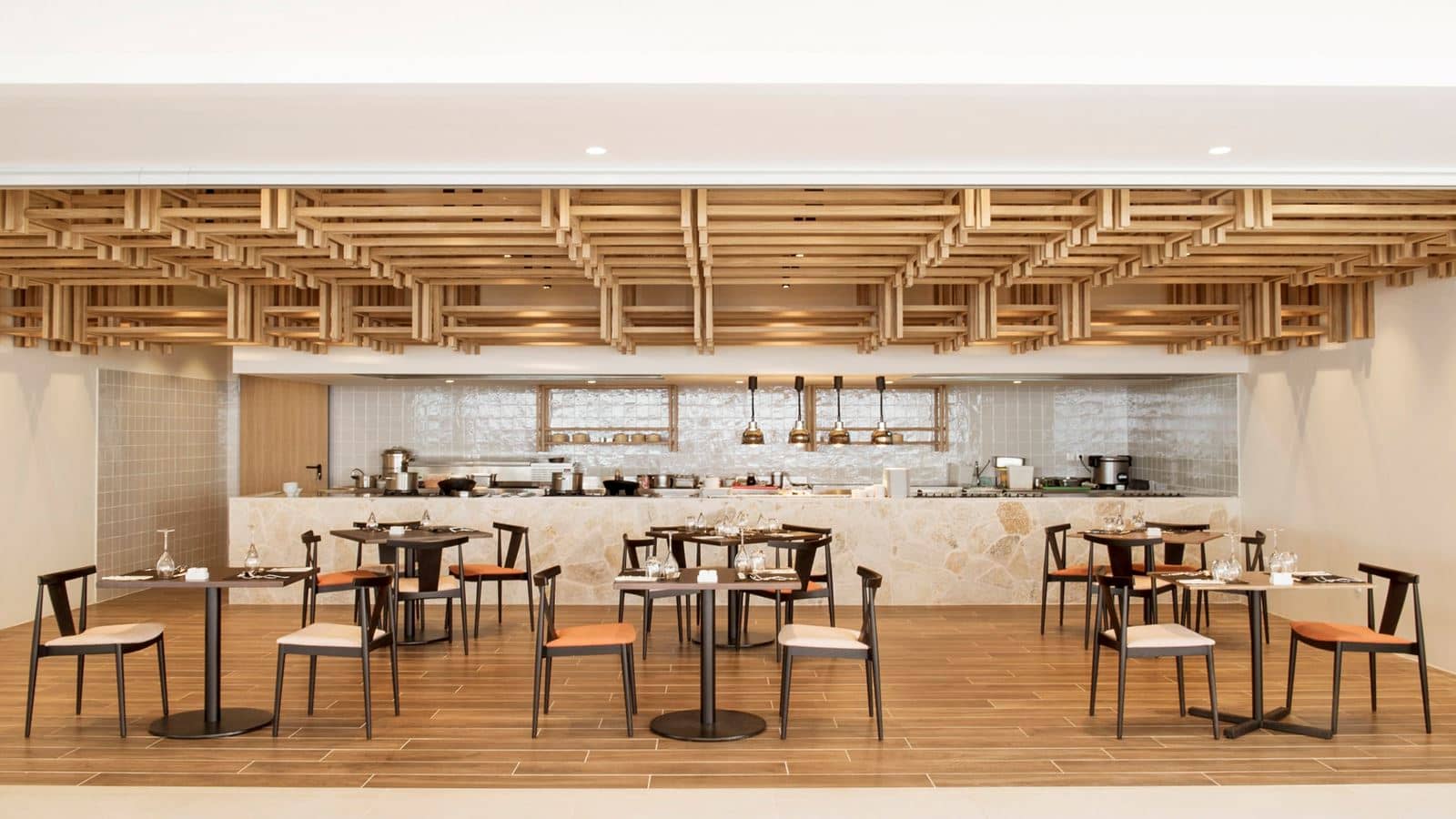 restaurants-main-restaurant