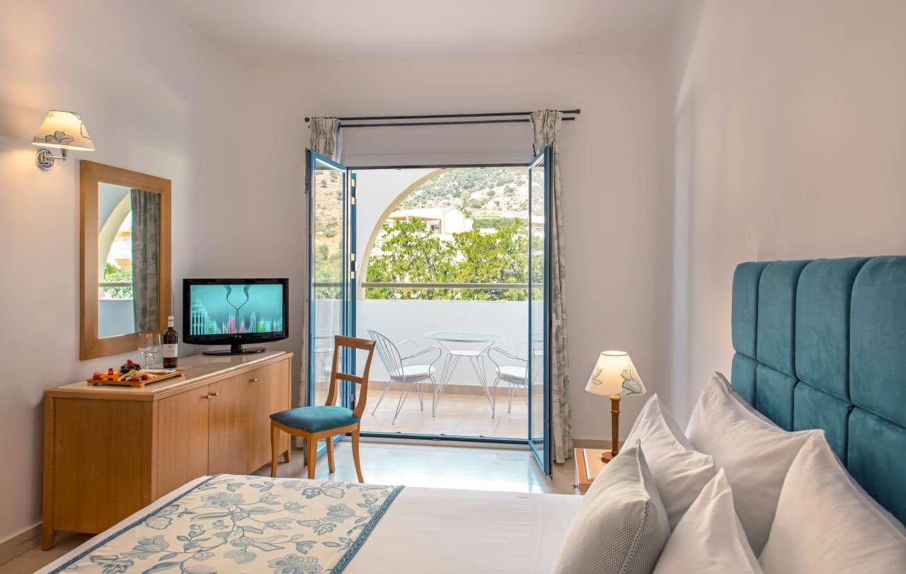 rooms-standard-single-use-balcony-or-terrace