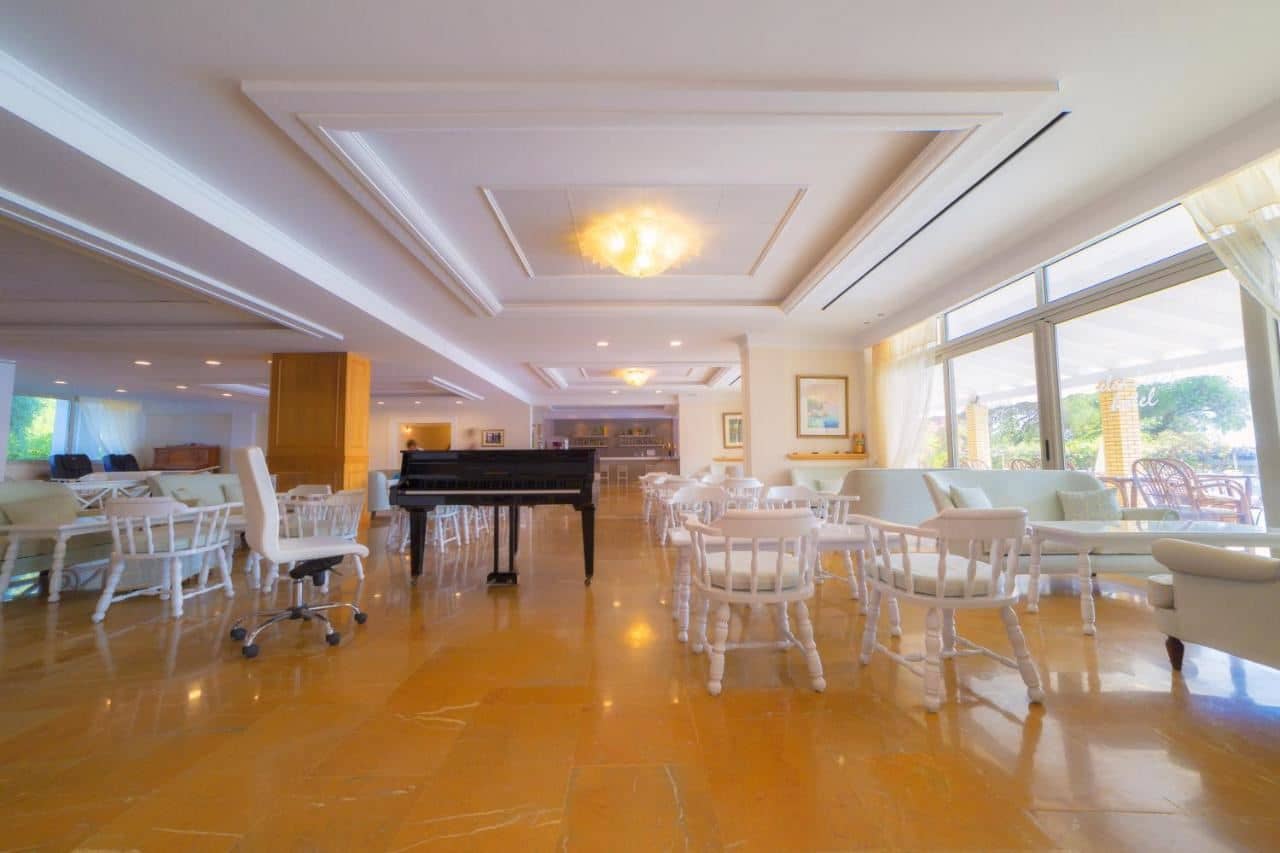 bars-lobby-bar