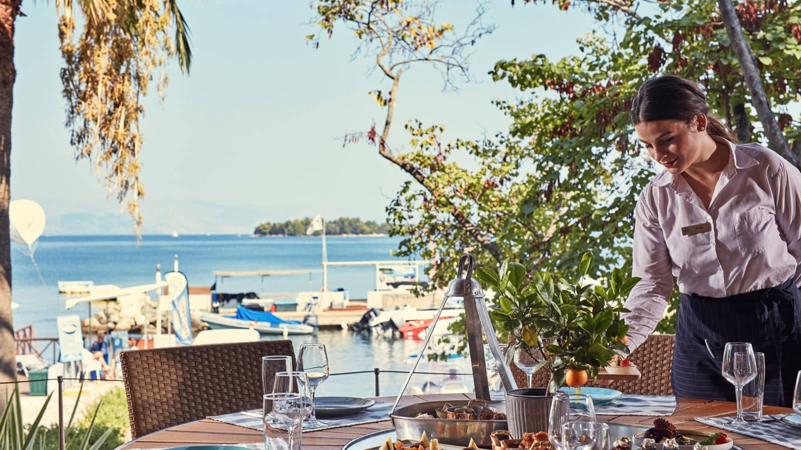 restaurants-parea-by-the-beach