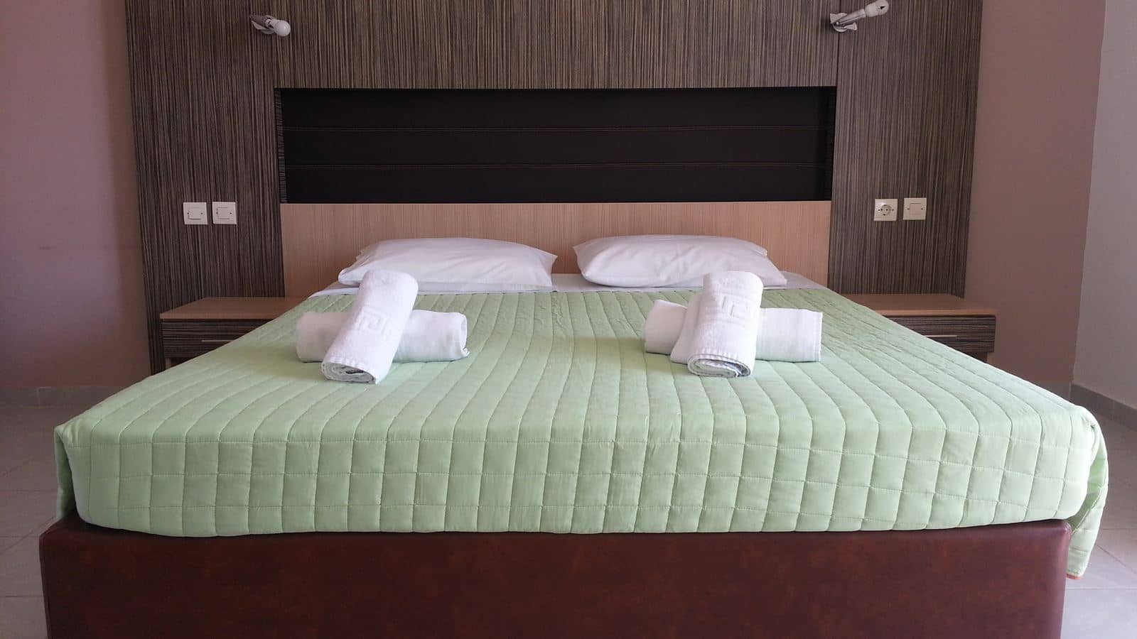 rooms-double-room