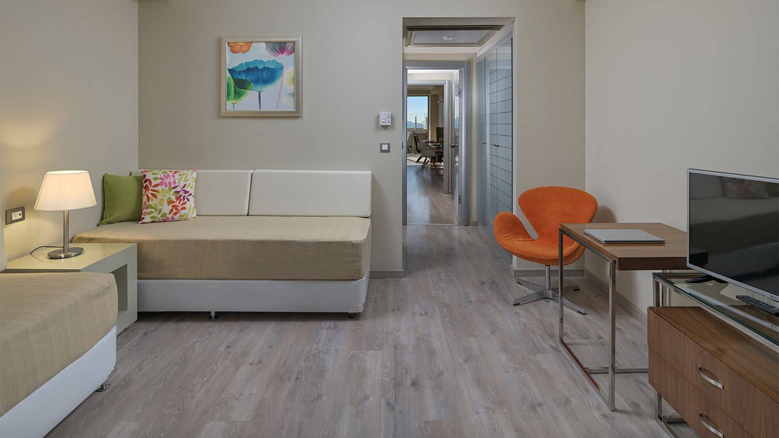 rooms-executive-family-suite-sea-view-with-personal-pool-signature-collection