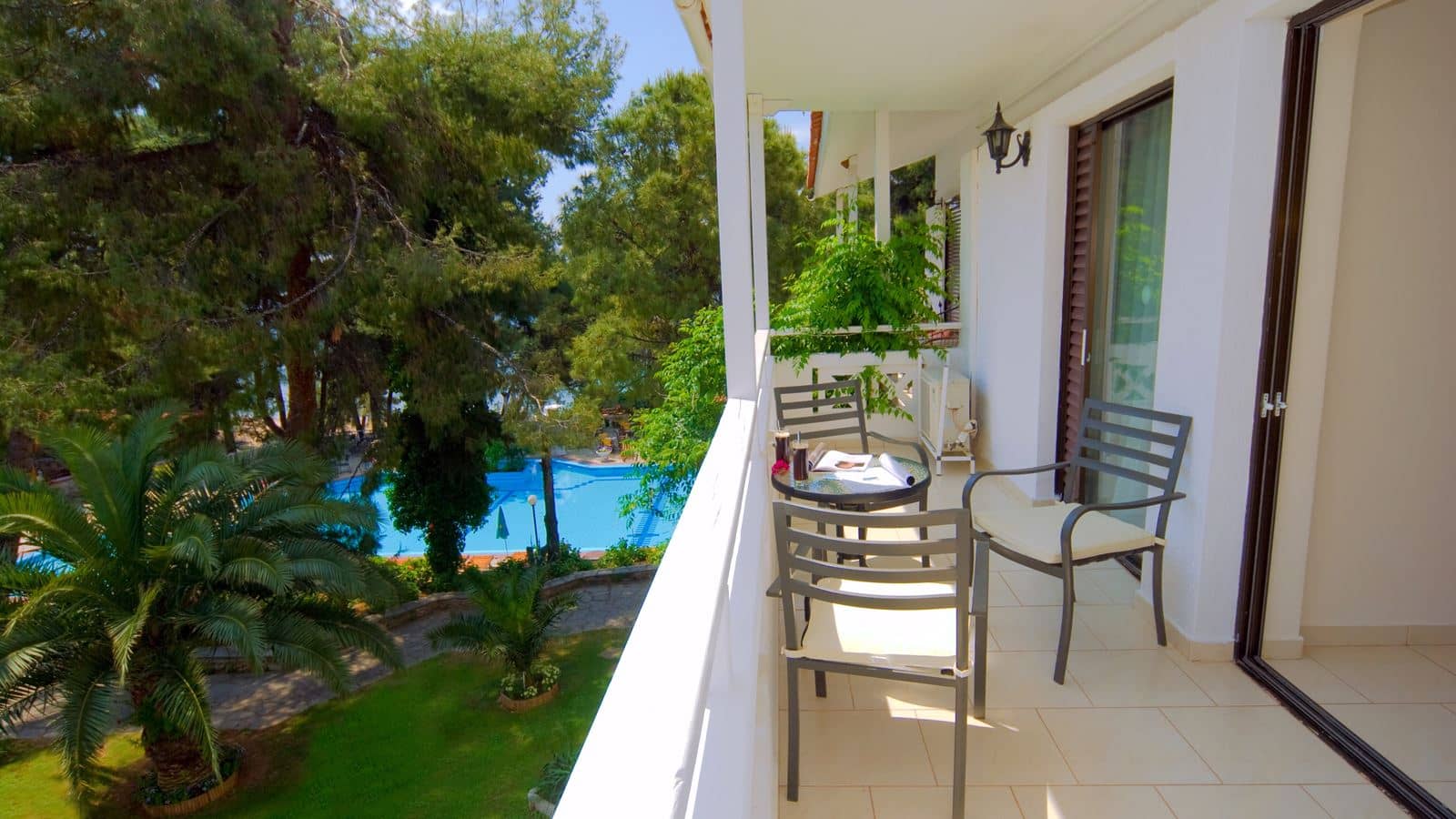 rooms-suite-family--2-rooms