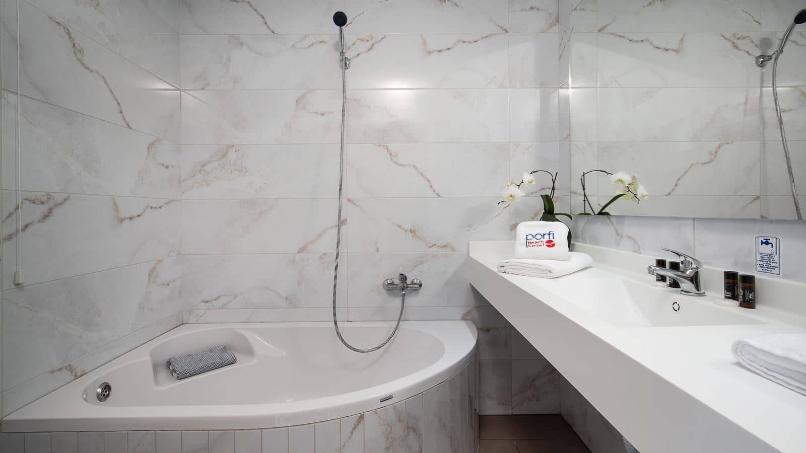 rooms-superior-double-room