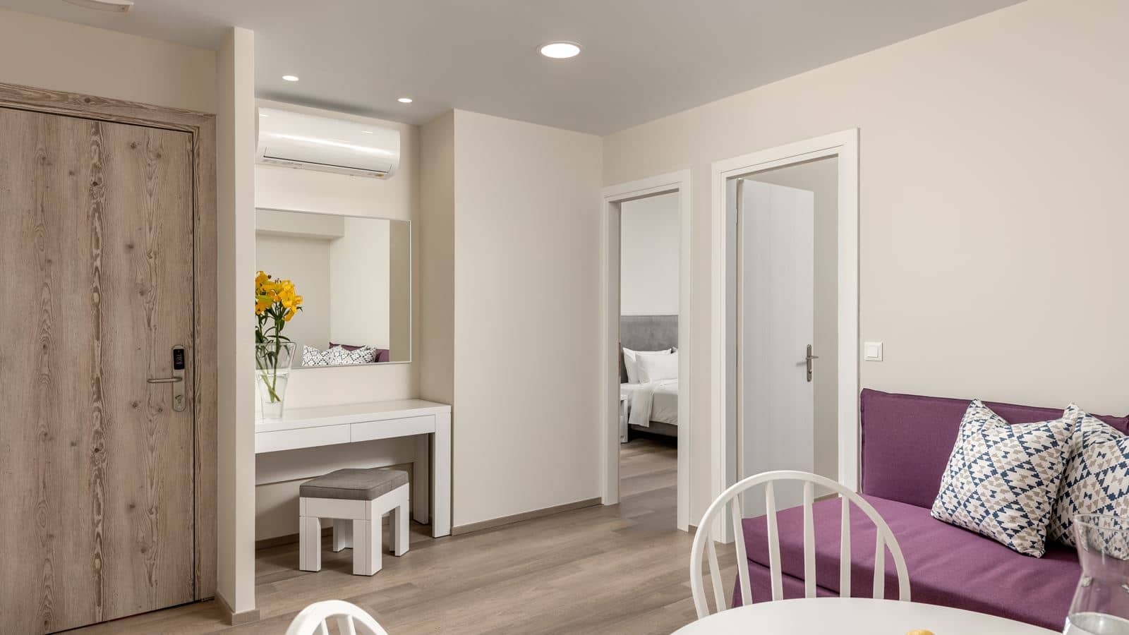 rooms-studio-superior