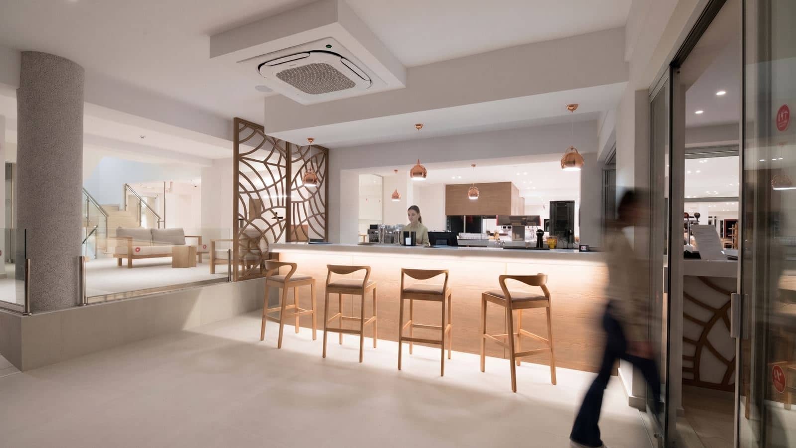 bars-lobby
