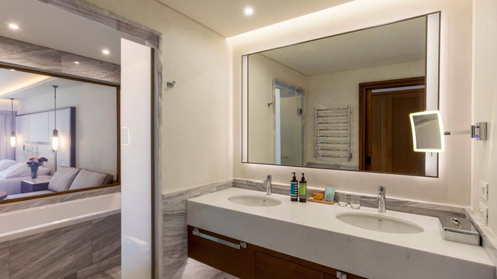 rooms-premium-junior-suite-sea-view--individual-pool