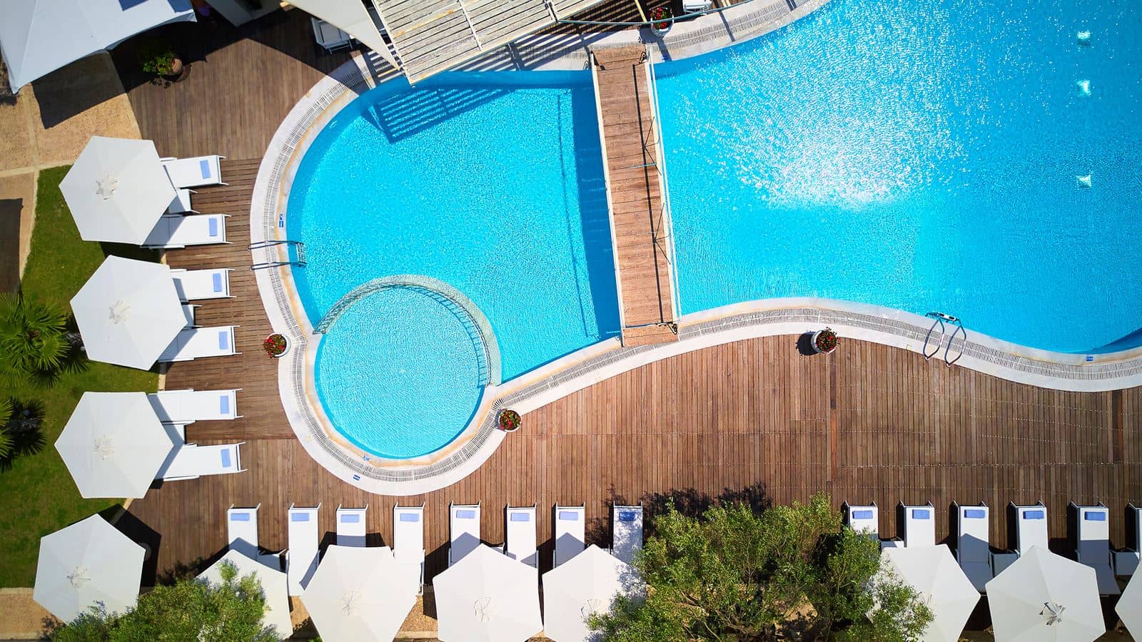pools-main-building