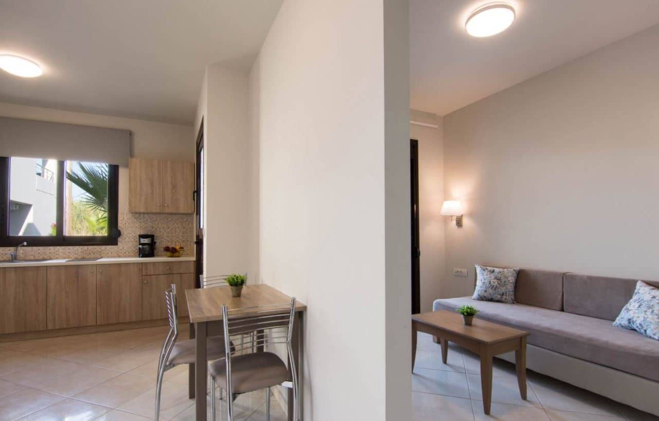 rooms-apartment-3-bedrooms-landview-balcony-or-terrace