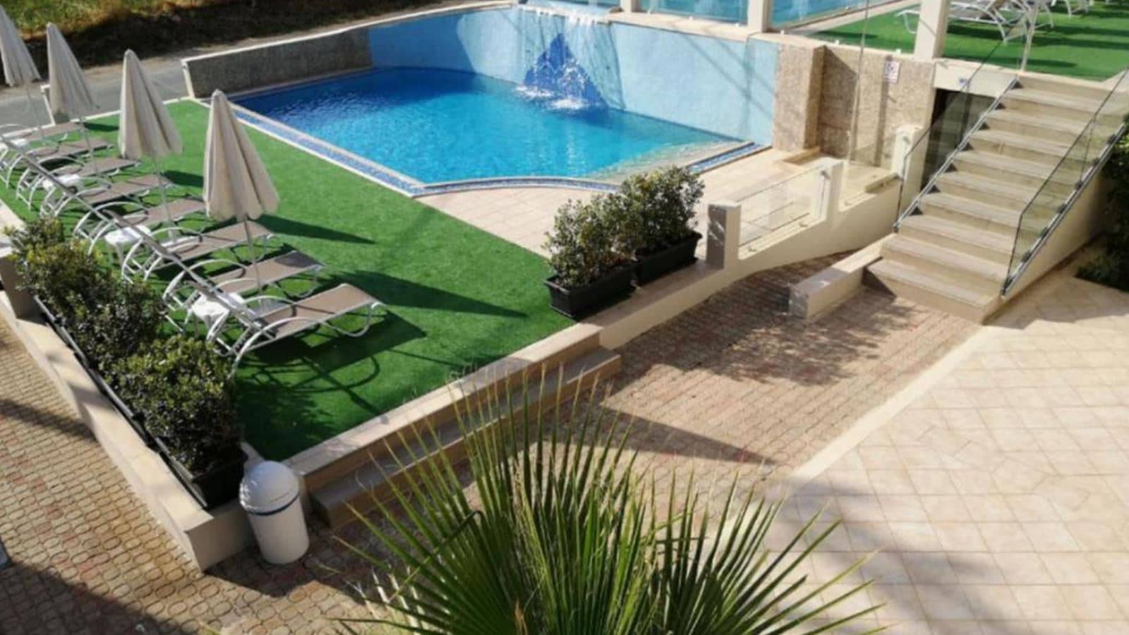 pools-outdoor-pool