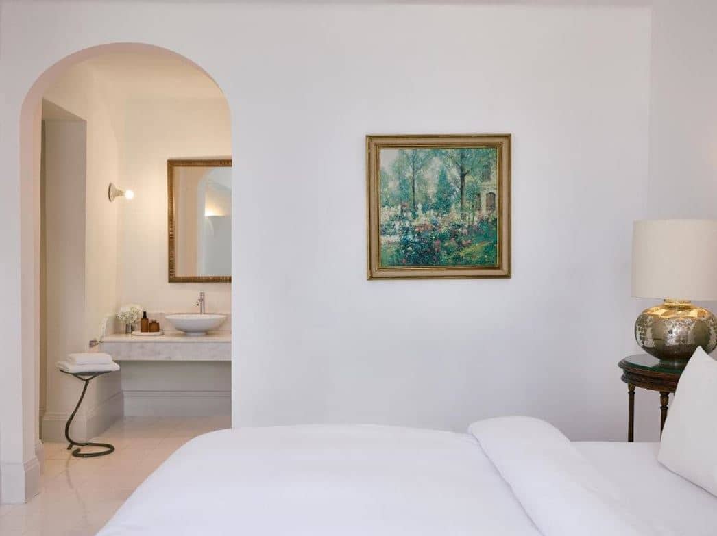 rooms-2-bedroom-beach-villa-seafront