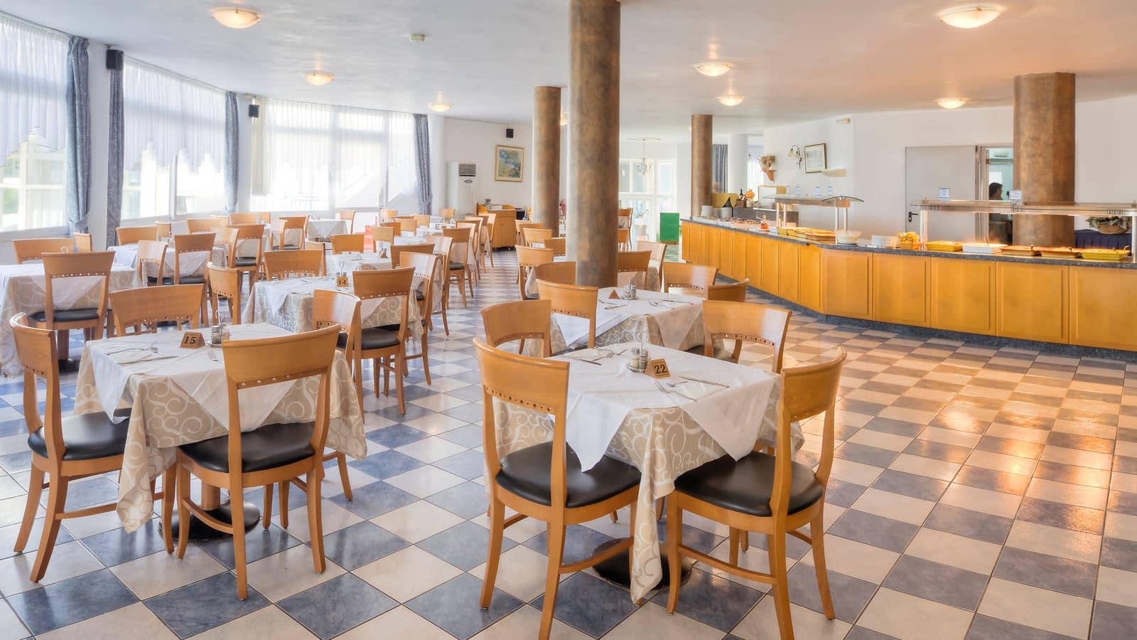 restaurants-main-restaurant
