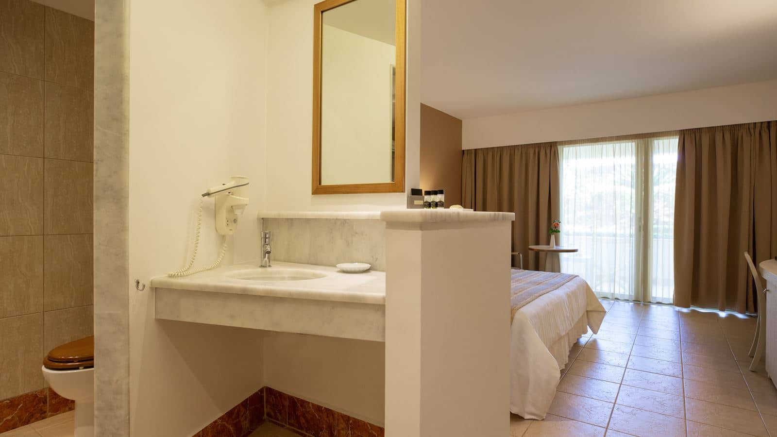 rooms-room-twin-double-no-view