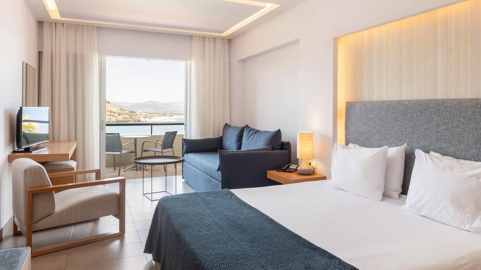 rooms-junior-suite-sea-view