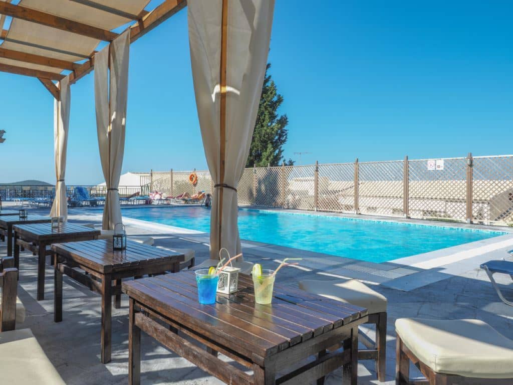 bars-roof-bar