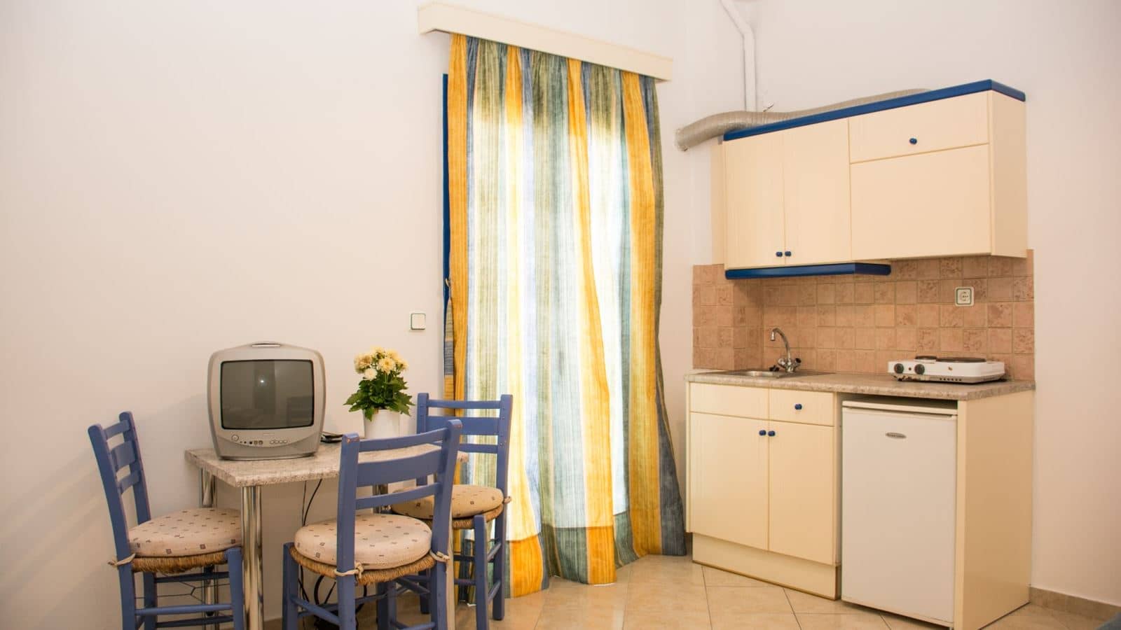 rooms-studio-triple