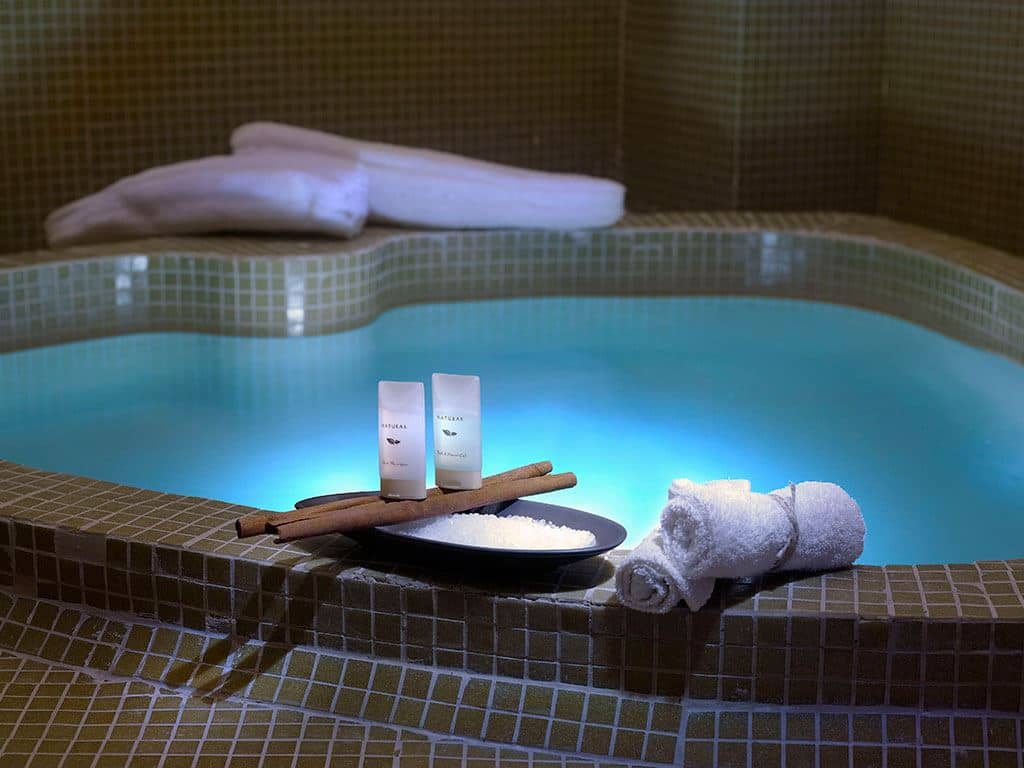 pools-indoor-pool