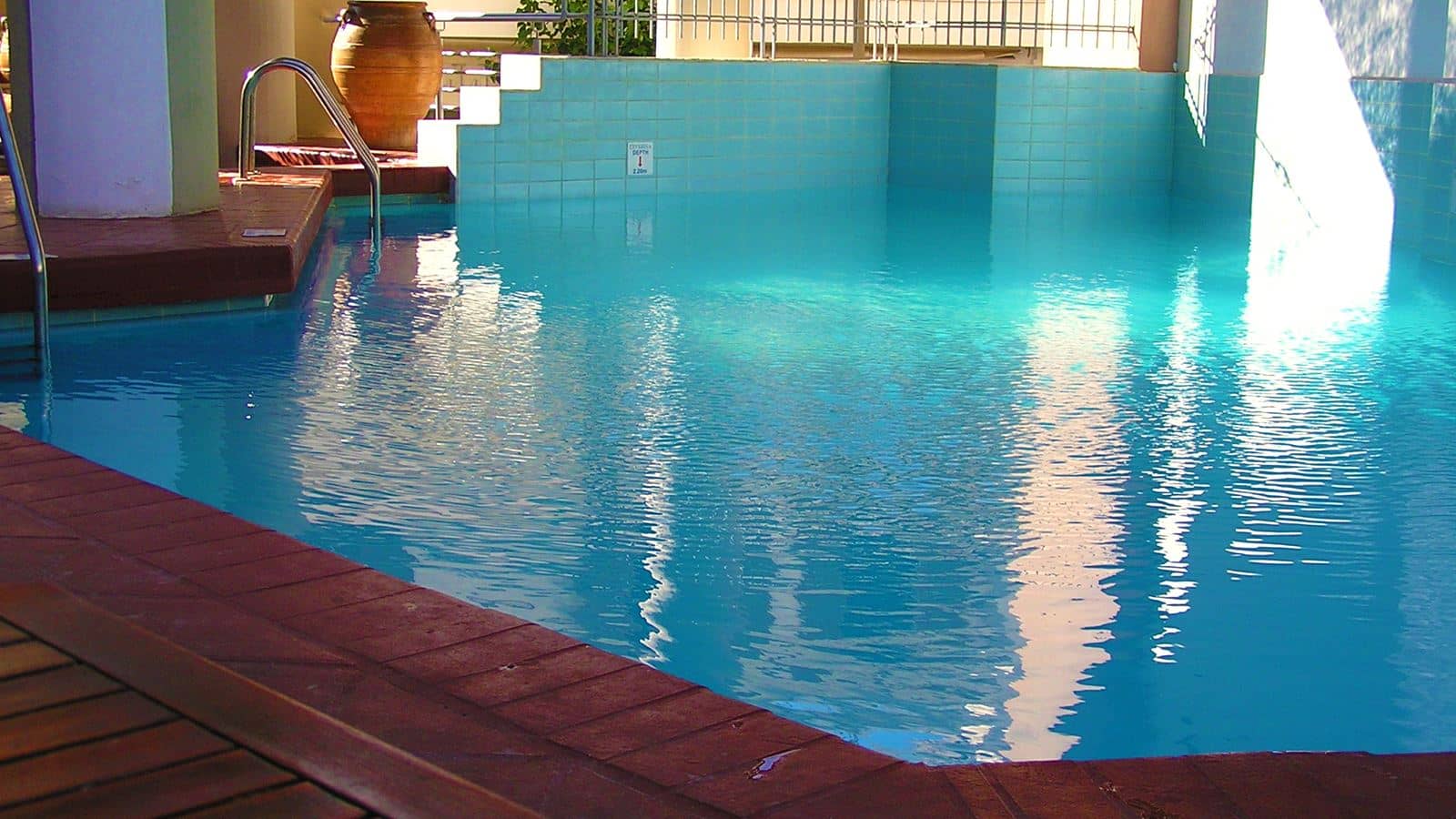 pools-outdoor-pool