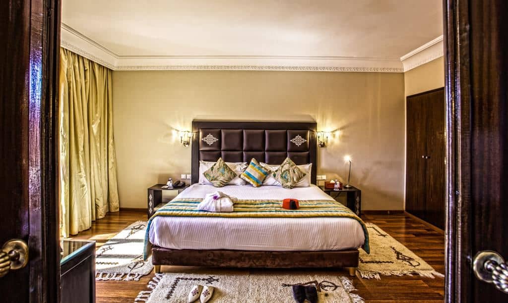 rooms-standard-room