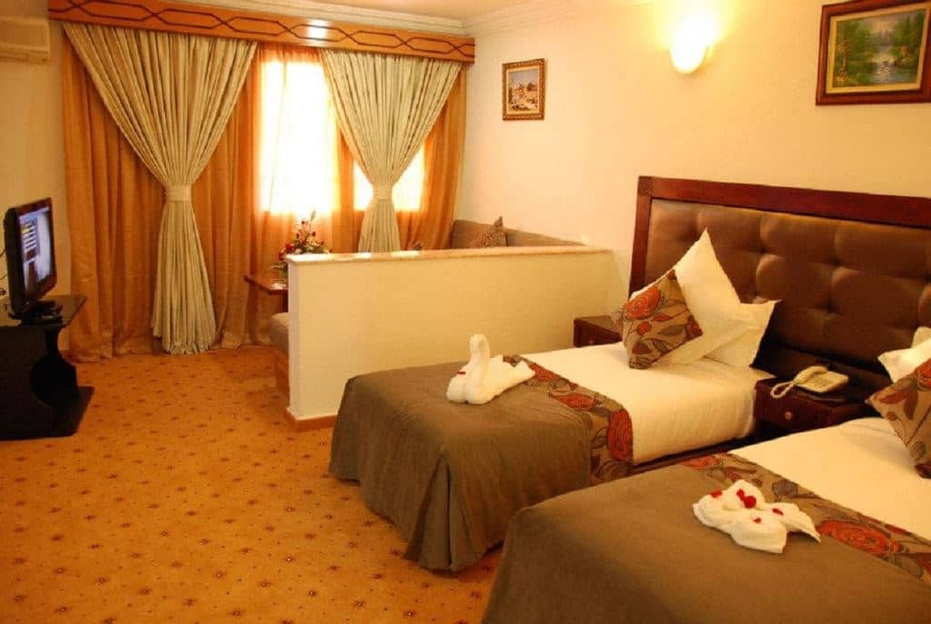rooms-standard-room