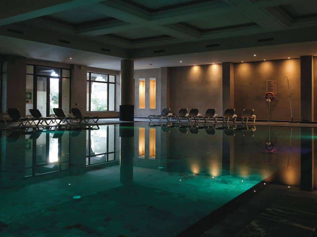 pools-indoor-pool