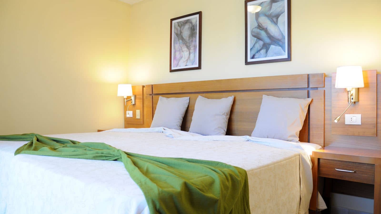 rooms-double-room