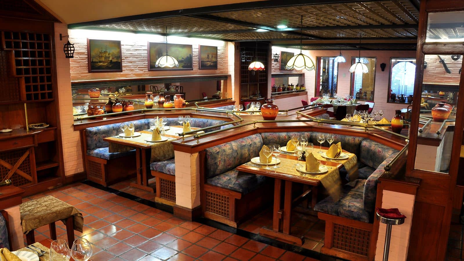 restaurants-restaurants