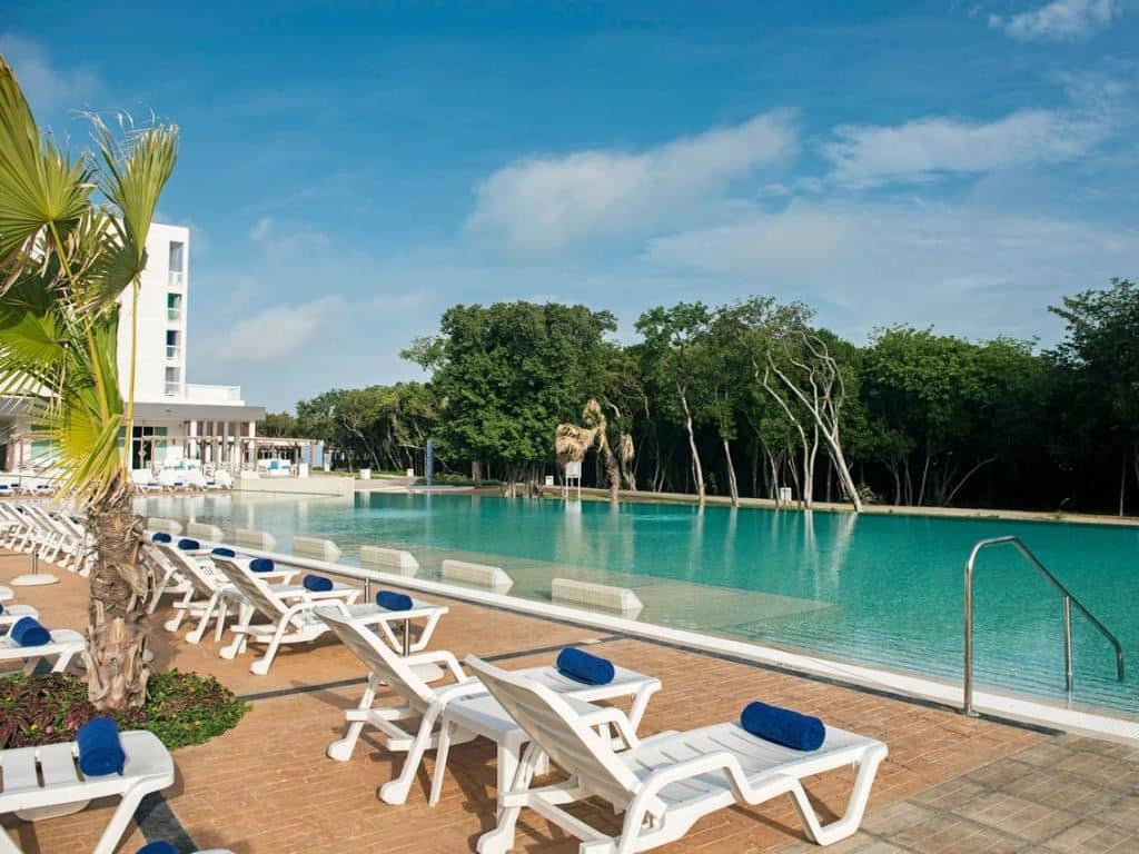 pools-outdoor-pool