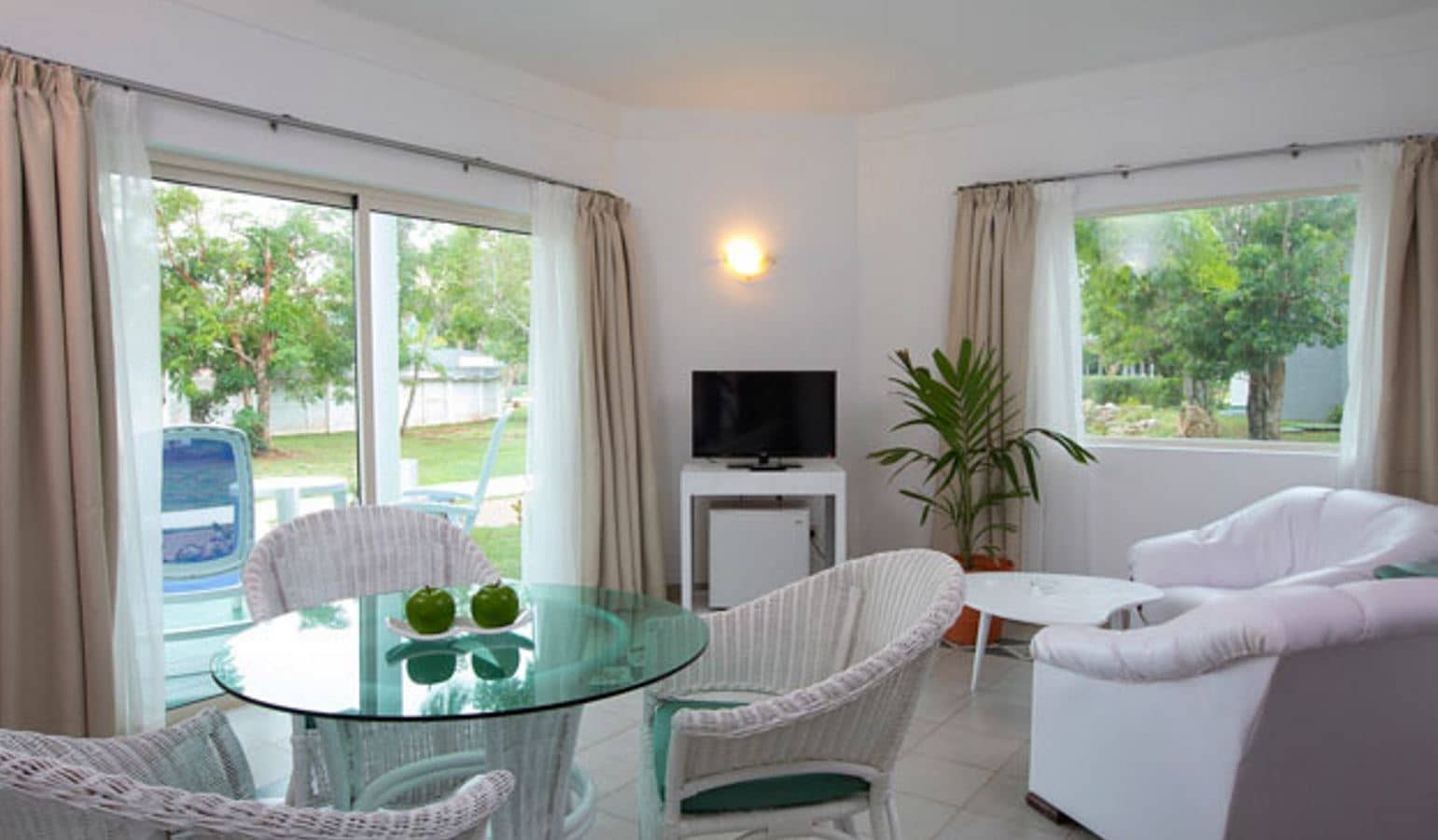 rooms-bungalows