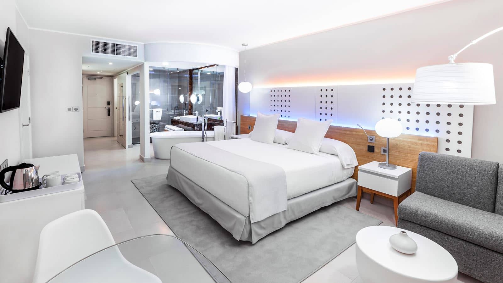rooms-premium-the-level-sea-view