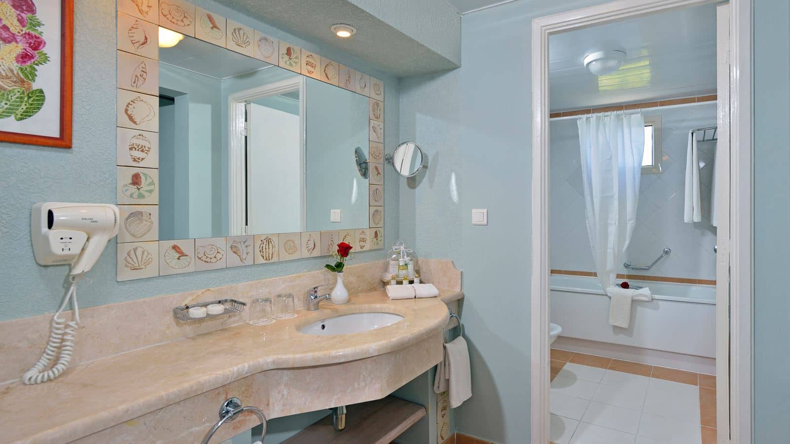 rooms-classic-room