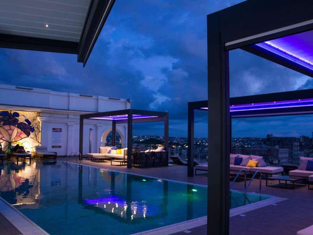 pools-outdoor-pool