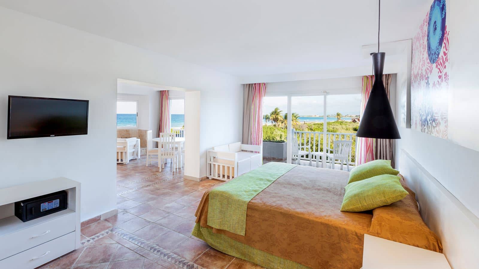 rooms-suite-room