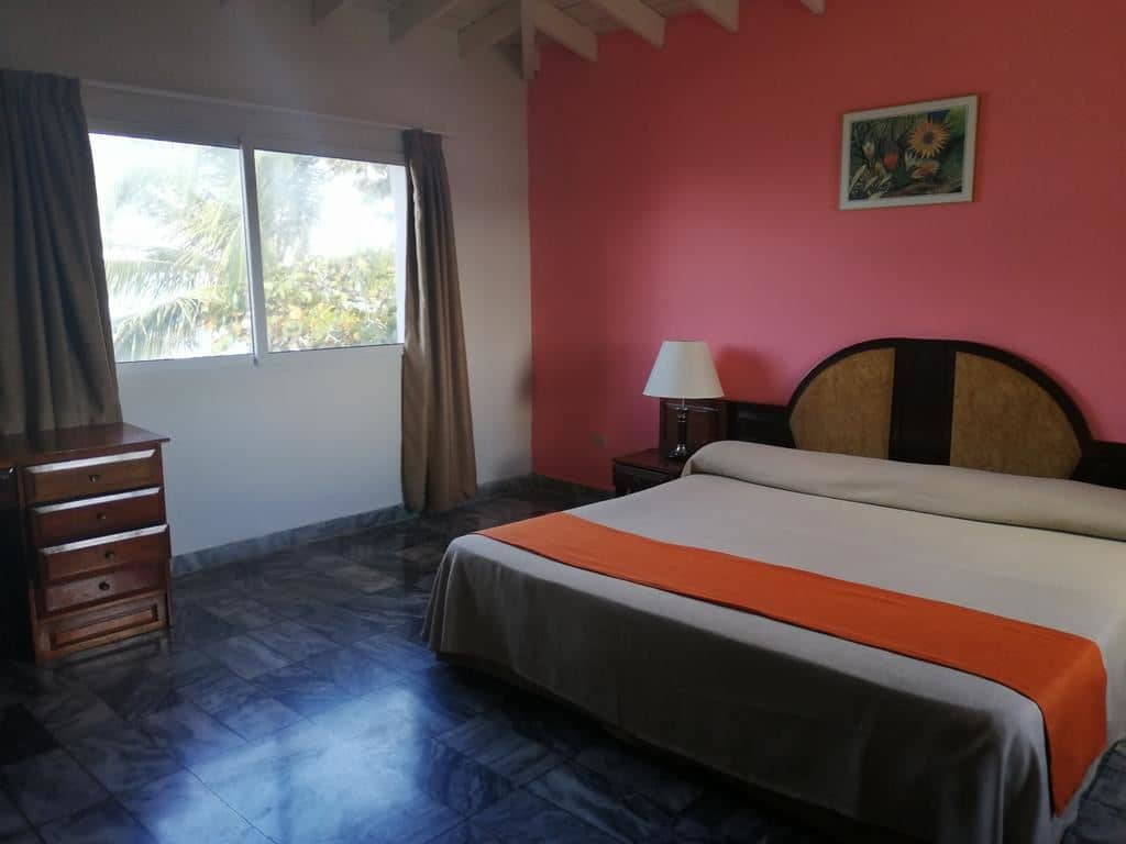 rooms-standard-room