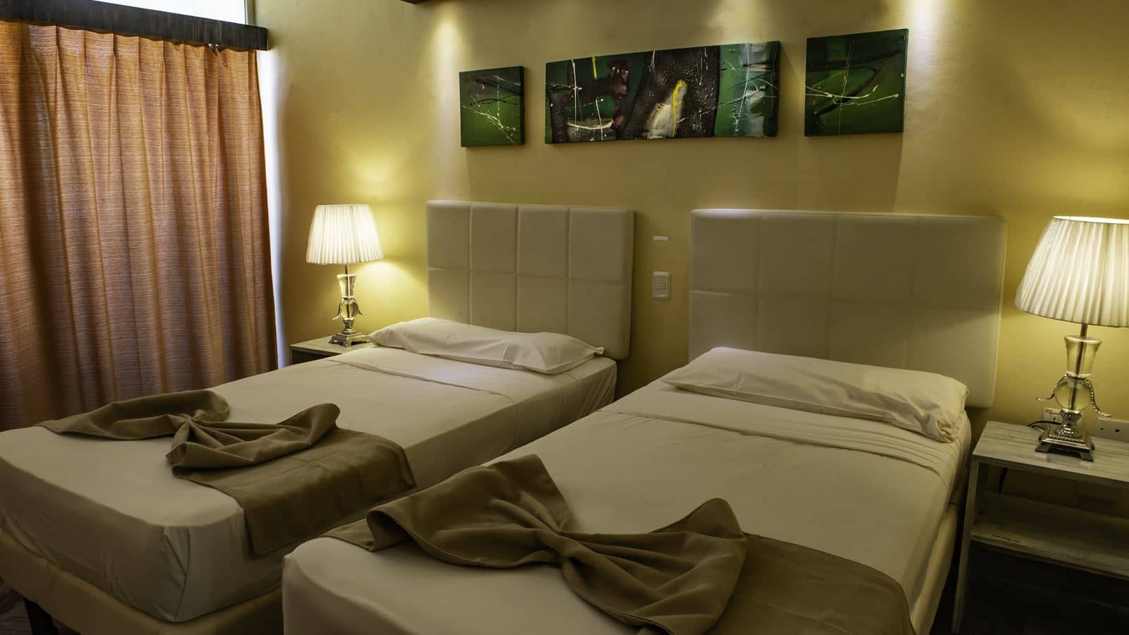 rooms-standard-room