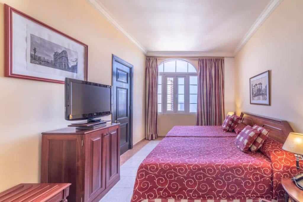 rooms-roc-plus