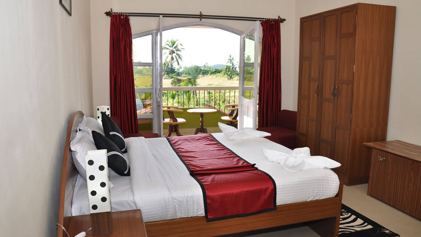 rooms-2-bedroom-villa