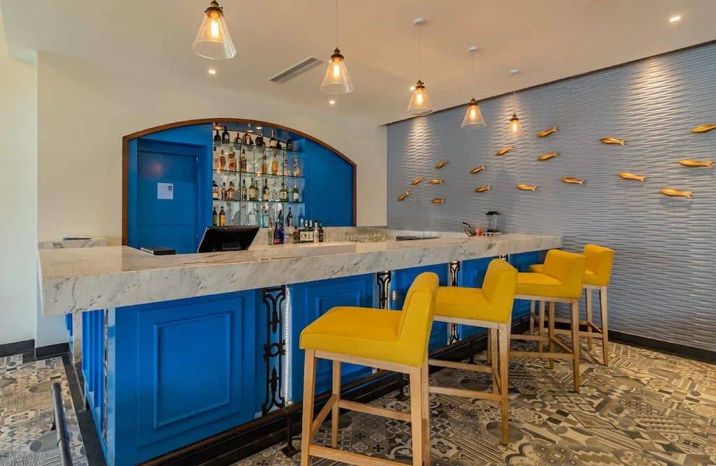 bars-blue-lagoon