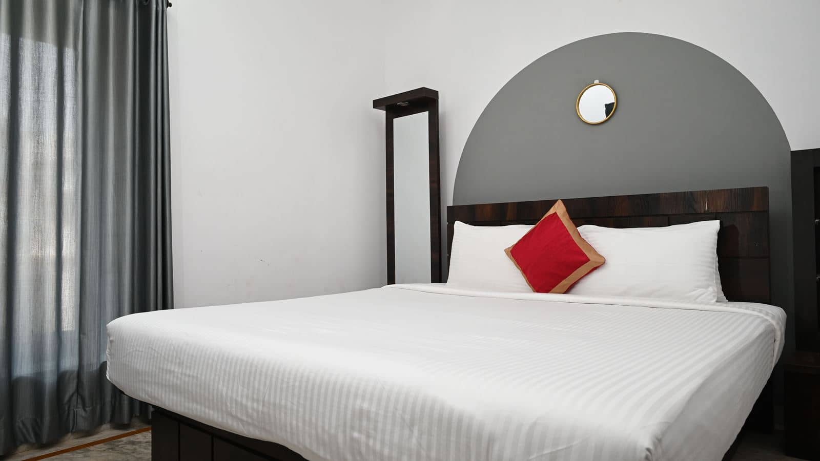 rooms-3-bedroom-deluxe-villa