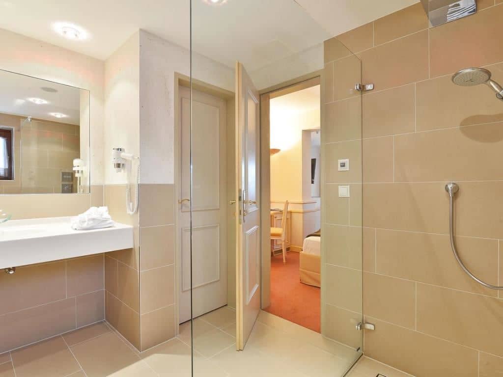 rooms-deluxe-studio