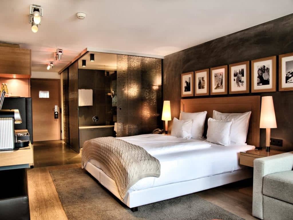 rooms-room-deluxe-design