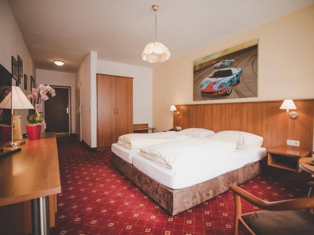 rooms-double-panorama-room-4-pax-with-balcony-or-terrace