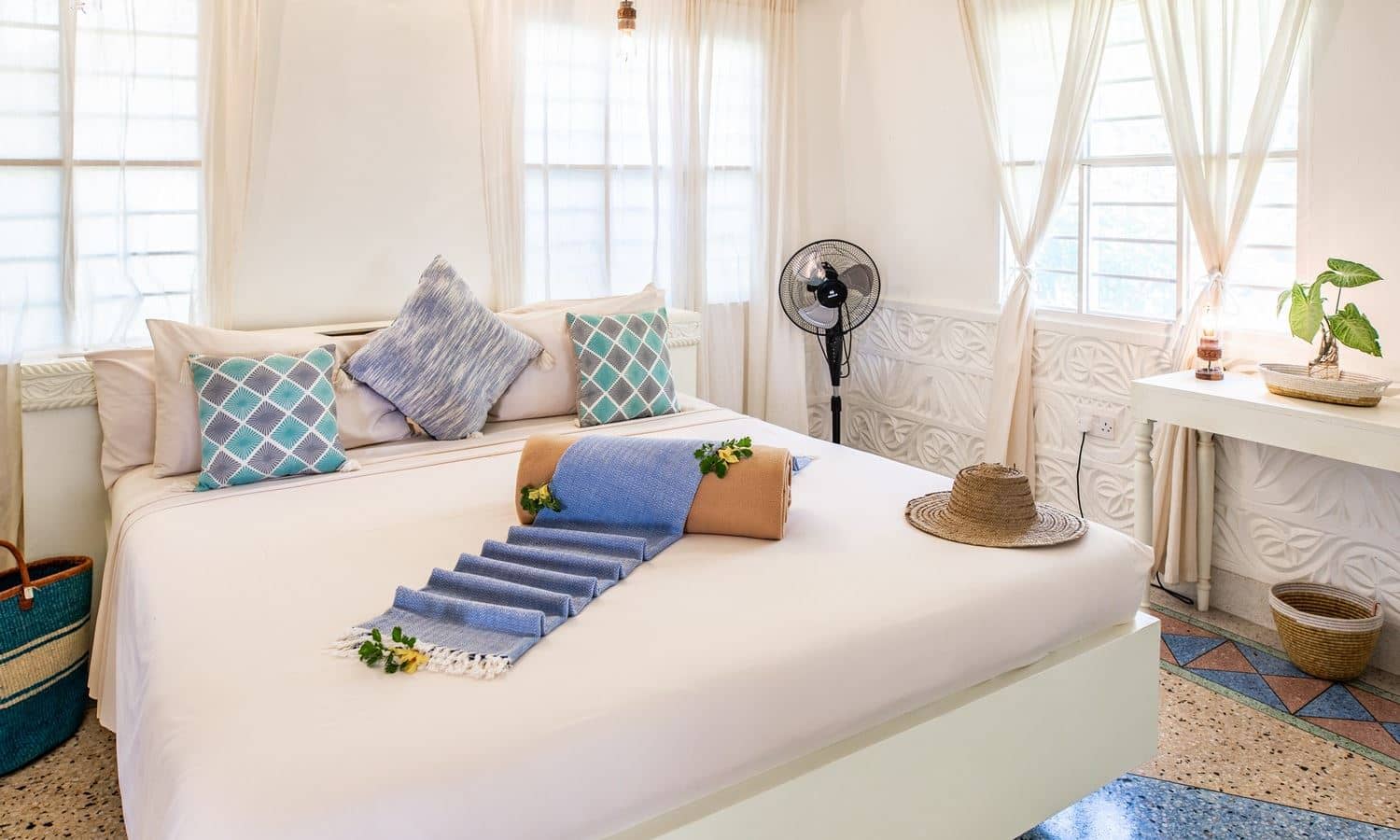 rooms-beach-front