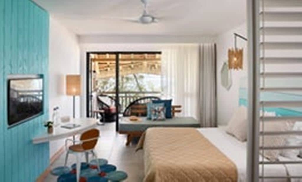 rooms-deluxe-room