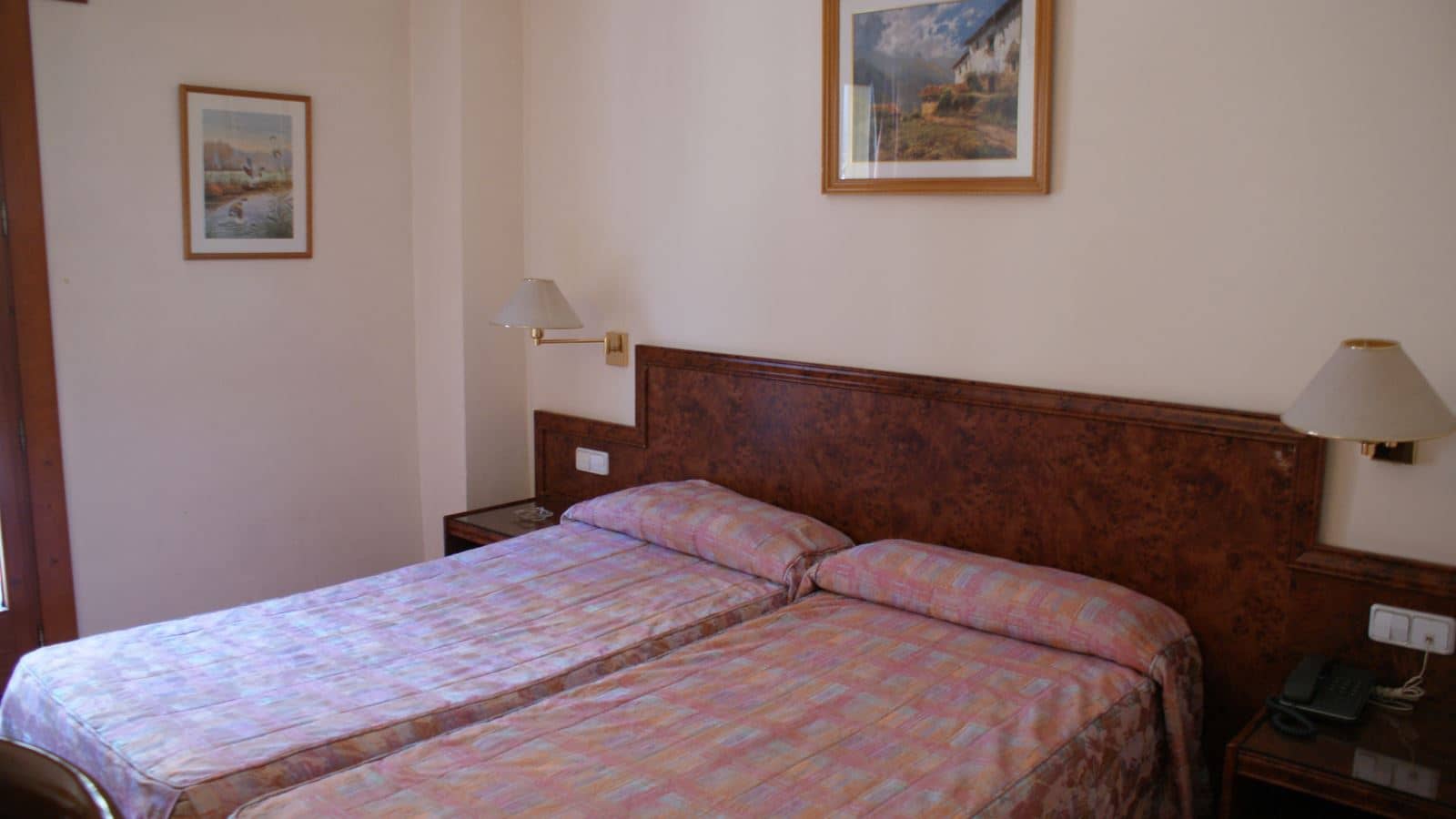 rooms-double-room