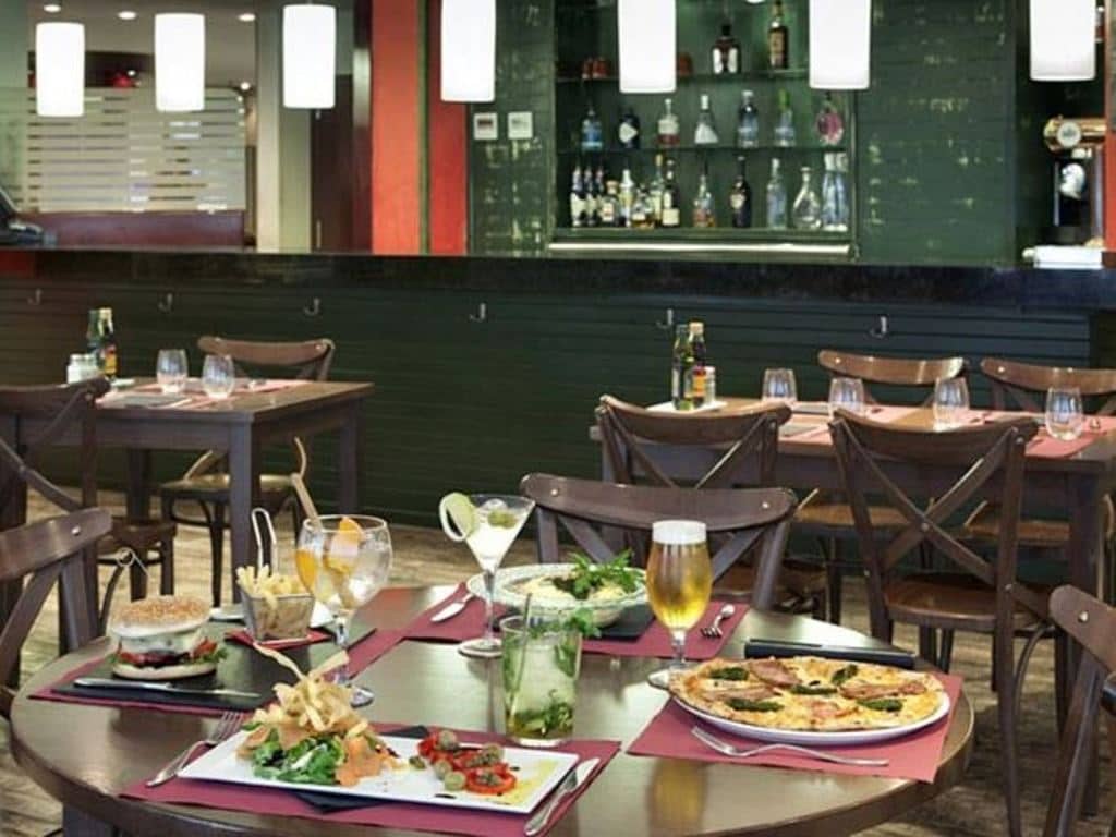 restaurants-