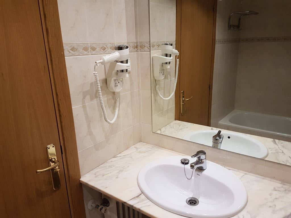 rooms-doble-room